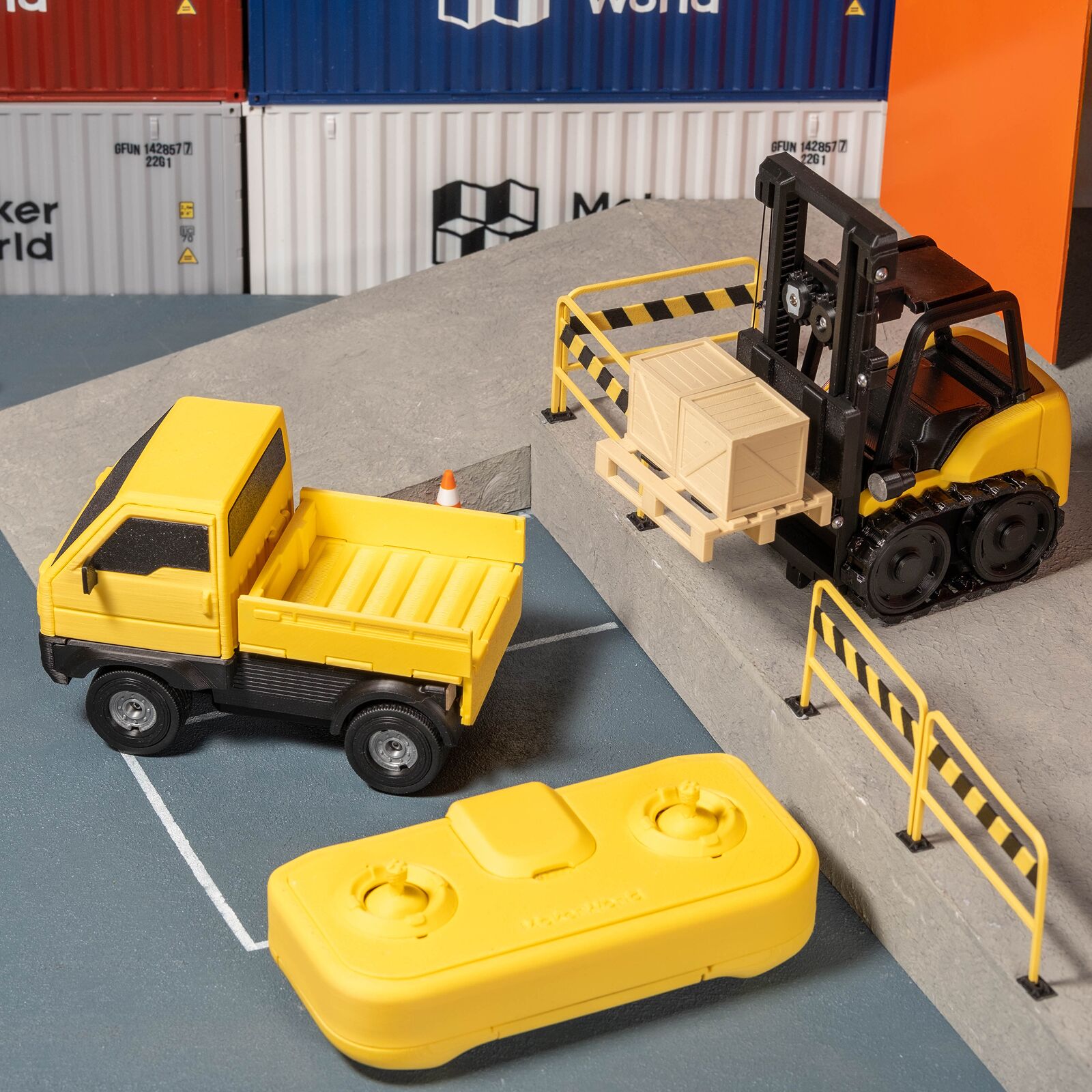 Kit Hardware CyberBrick Bambu Lab - Construiește Vehicule RC 7 Bambu Lab CyberBrick Hardware Kit